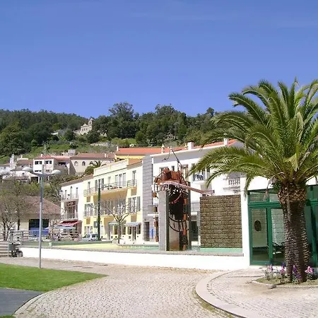 Πανσιόν Miradouro Da Serra 3*