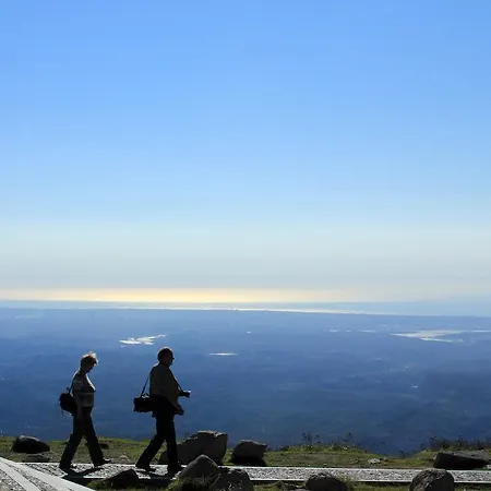 Gæstehus Miradouro Da Serra 3*